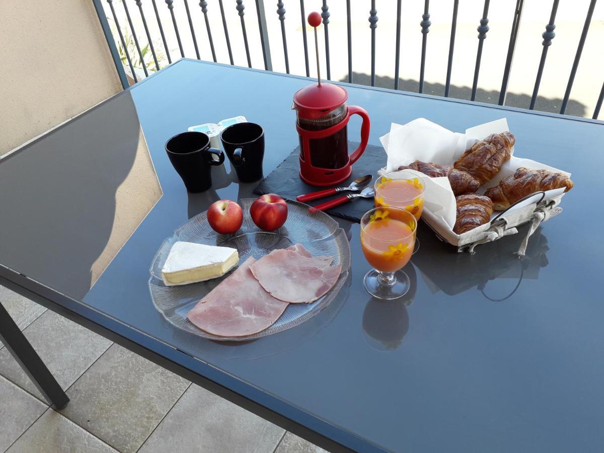 Chez Tranquille, Apartment 43 Montblanc Esterno foto