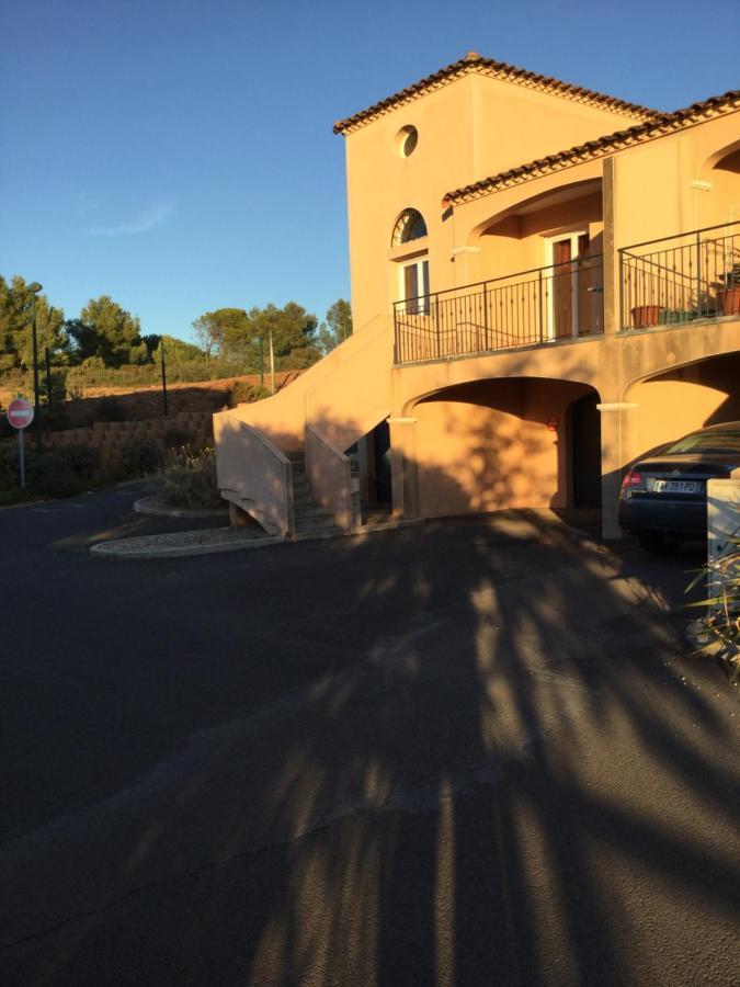Chez Tranquille, Apartment 43 Montblanc Esterno foto